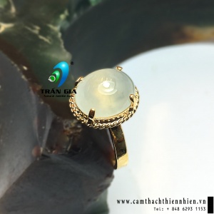 Nhẫn nữ trang ngọc Jade thiên nhiên Myanmar NH279